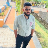 Tom Shaji