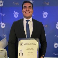 Roberto Efraín Guzmán Constantino