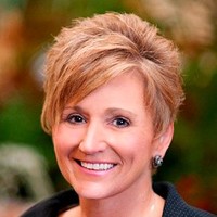 Donna Lowe