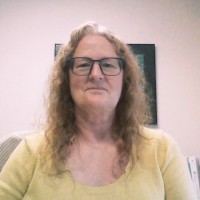 Debi Curtis