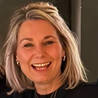Madelon Van Schie - Noppen