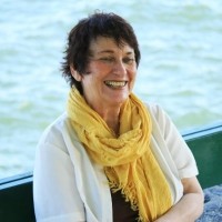 Dr. Brenda Shoshanna