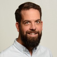 Dr. Florian Huewe