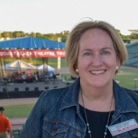 Julie Leach