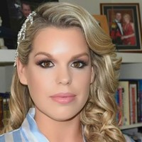 Niki Anthoney, Phd