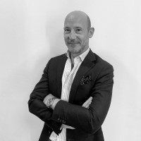 Julien D'Hoker