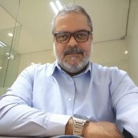 adriano neves