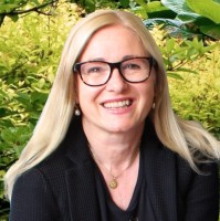 Dr. Martina Bergmann