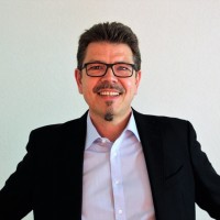 Dirk Bernarding