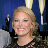 Lisa Cassino, Iom