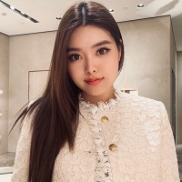 Xinwei Huang