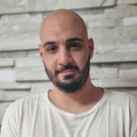 Avihai Magro