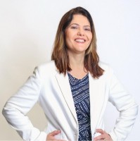 Julia Teixeira, CFP®