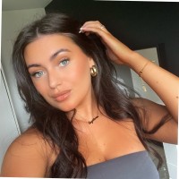 Laura Mattock