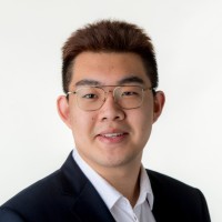 Guoyue J.