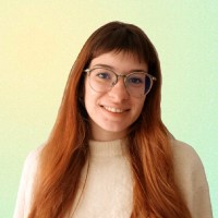 Mélanie Mós (she/her)