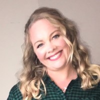 Sarah Hums, Ms-Cxm