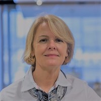 Dana Stevens