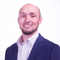 Andrew Becker