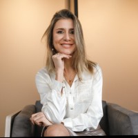 Simone Luz