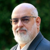 János Trauer