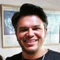Daniel Dennis