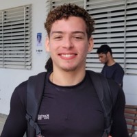 Caio A Moura