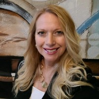 Selena White, Mbahm