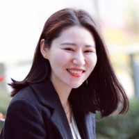 Winnie Lee