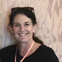 Liz Perris
