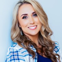 Amanda Holcomb