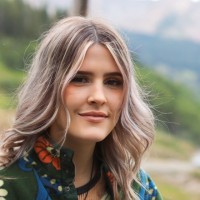 Aryn Collins