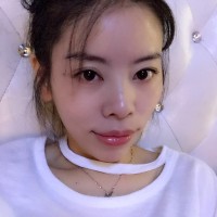 叶露露