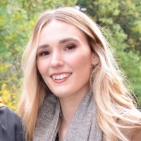 Caitlin Davies
