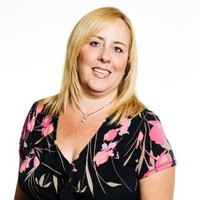 Laura Worth