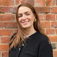 Holly Kennett
