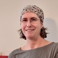 Yael Strausz