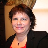 Suzanne Bray