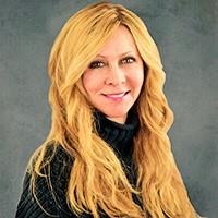Linda Stevens