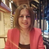 Ayli̇n Över