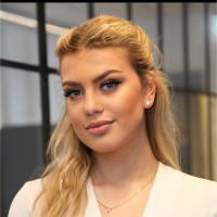 Flora Merad Lindberg