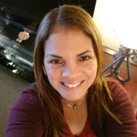 Suzana V.
