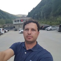 Veli Selek