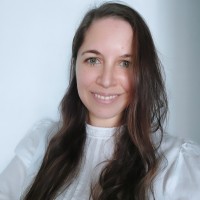 Estefania L.