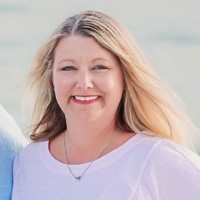 Lora Spurgin-Hughes