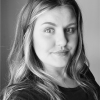 Natasha Holt