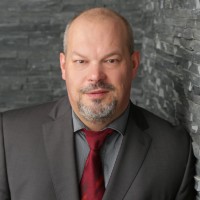 Uwe Neumann