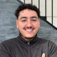 Adam SIYAH