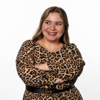 Geraldine Yniguez, Mba
