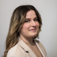 Olivia Moors